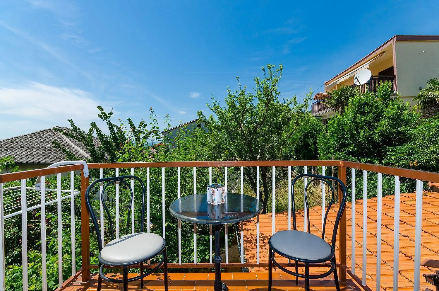 Komfortables Apartment Nur 200 Meter Zum Strand Mit 2 Balkone, Meerblick, Grill Crikvenica