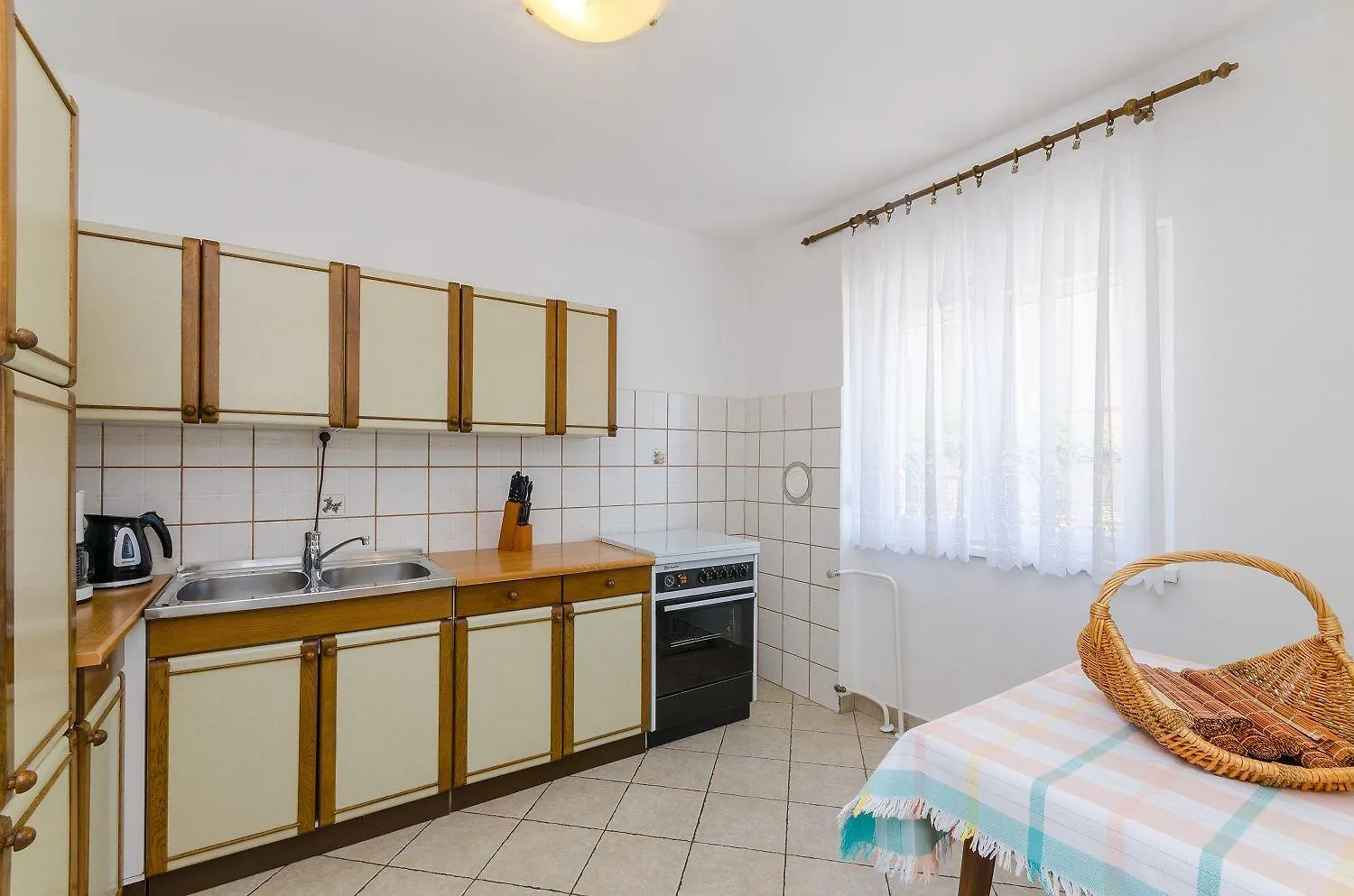 Komfortables Apartment Nur 200 Meter Zum Strand Mit 2 Balkone, Meerblick, Grill Crikvenica